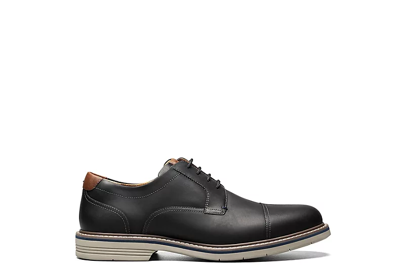Florsheim Mens Norwalk Cap Toe Oxford - Black 2 Florsheim Mens Norwalk Cap Toe Oxford - Black - Image 2